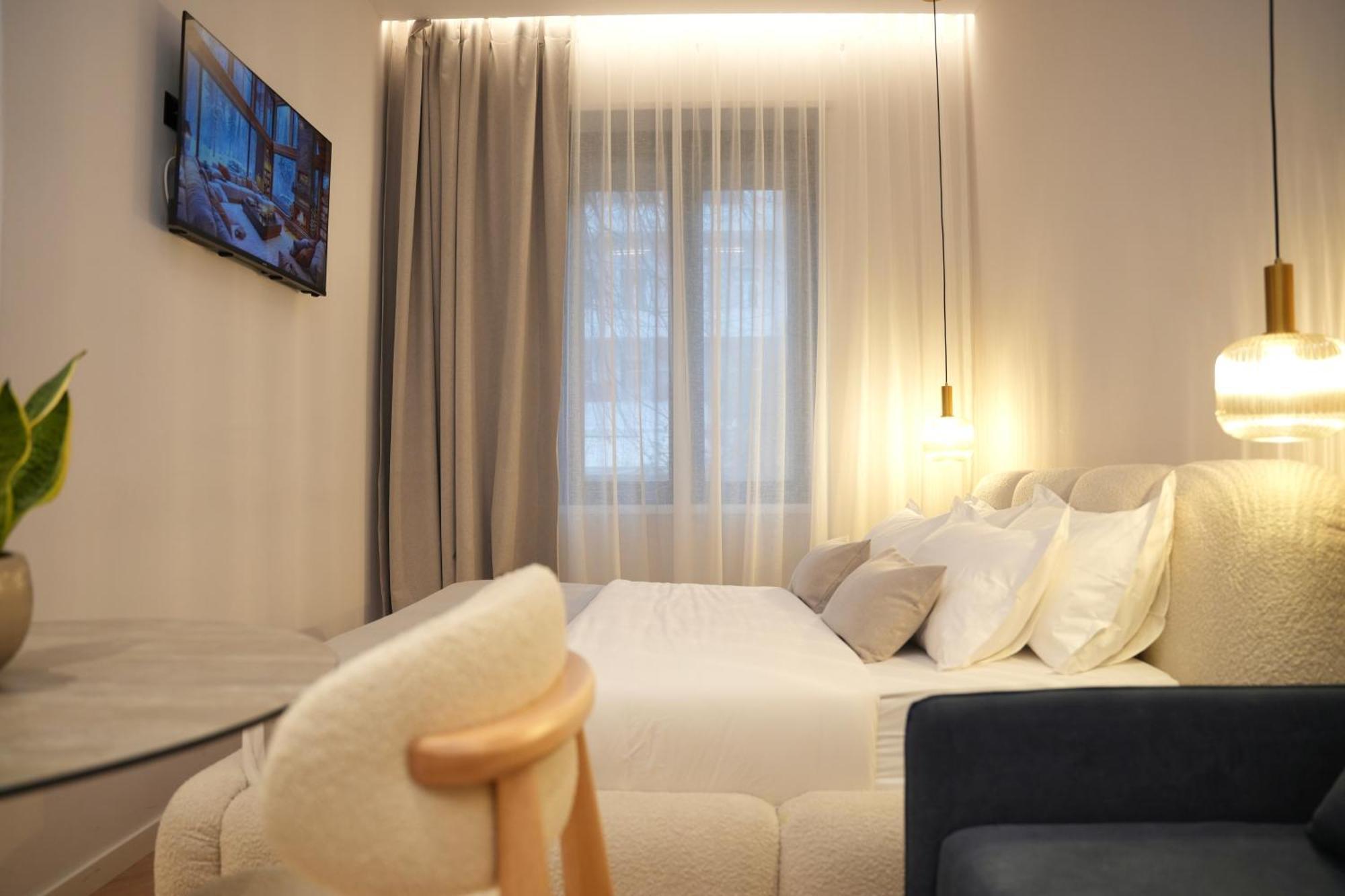 Nea Deluxe Apart-Hotel Tirana Exteriér fotografie